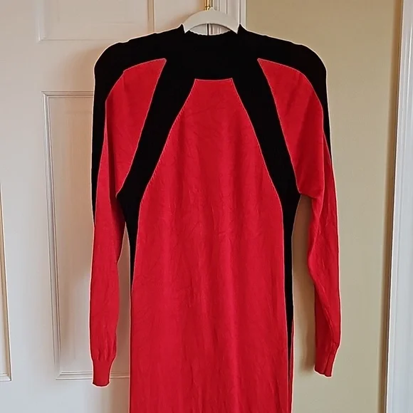 open lace back dress Karen Millen Red Petite Contrast Linen Plunge Maxi Dress UK 6 main image 1
